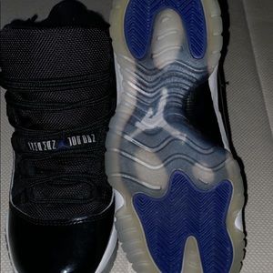 Air Jordan 11 retro low SpaceJams size 3.5